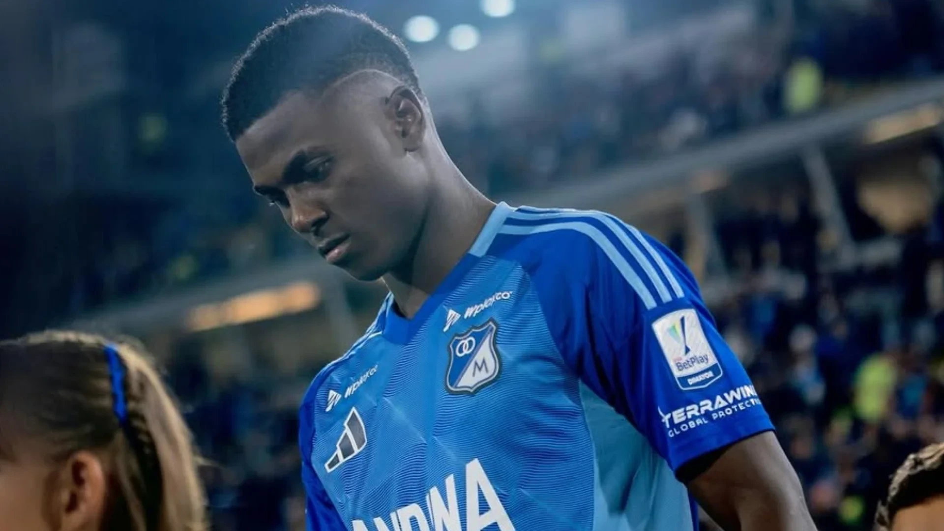 El atacante Néiser Villarreal sigue sin presentarse a los entrenamientos con Millonarios.