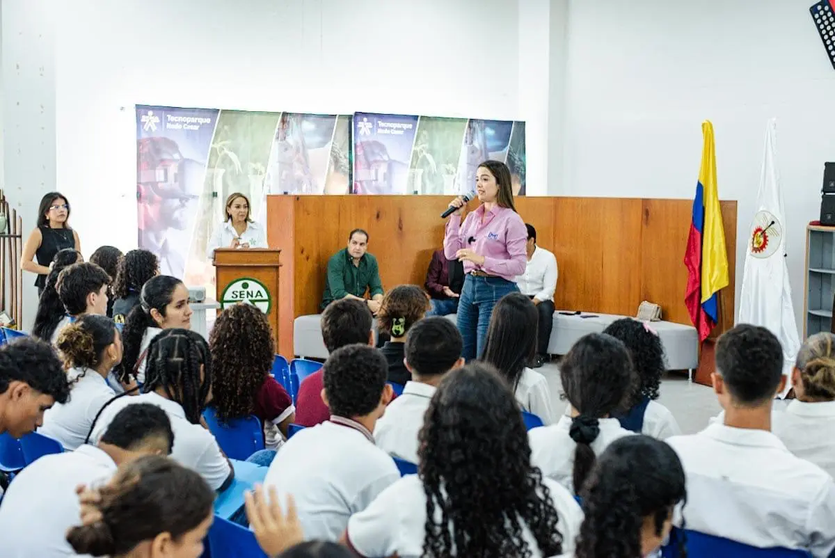 “Del talento también se puede vivir”: El mensaje que dejó conversatorio del SENA en Valledupar