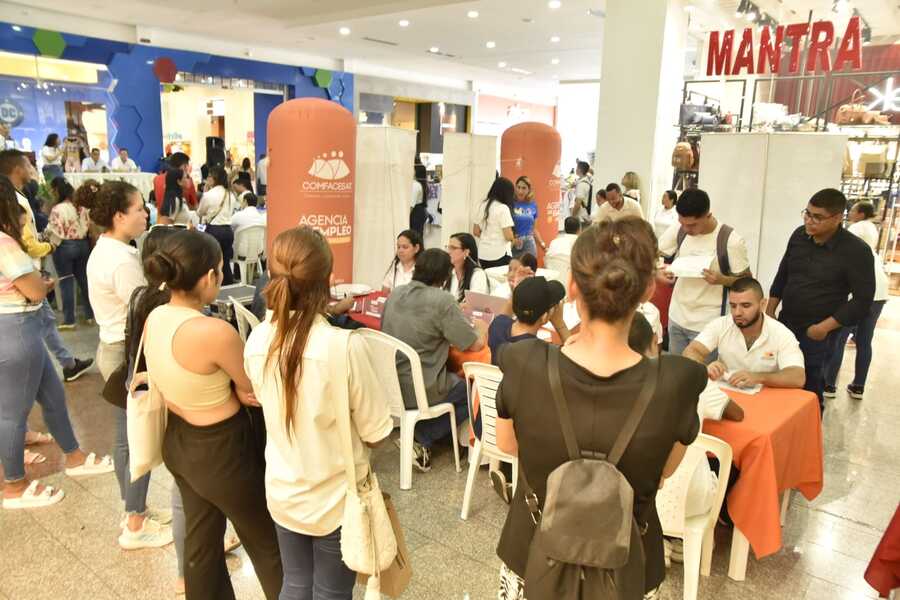 Tasa de desempleo en Valledupar baja a 9,5 % en agosto de 2025, pero informalidad laboral alcanza 64,9 %