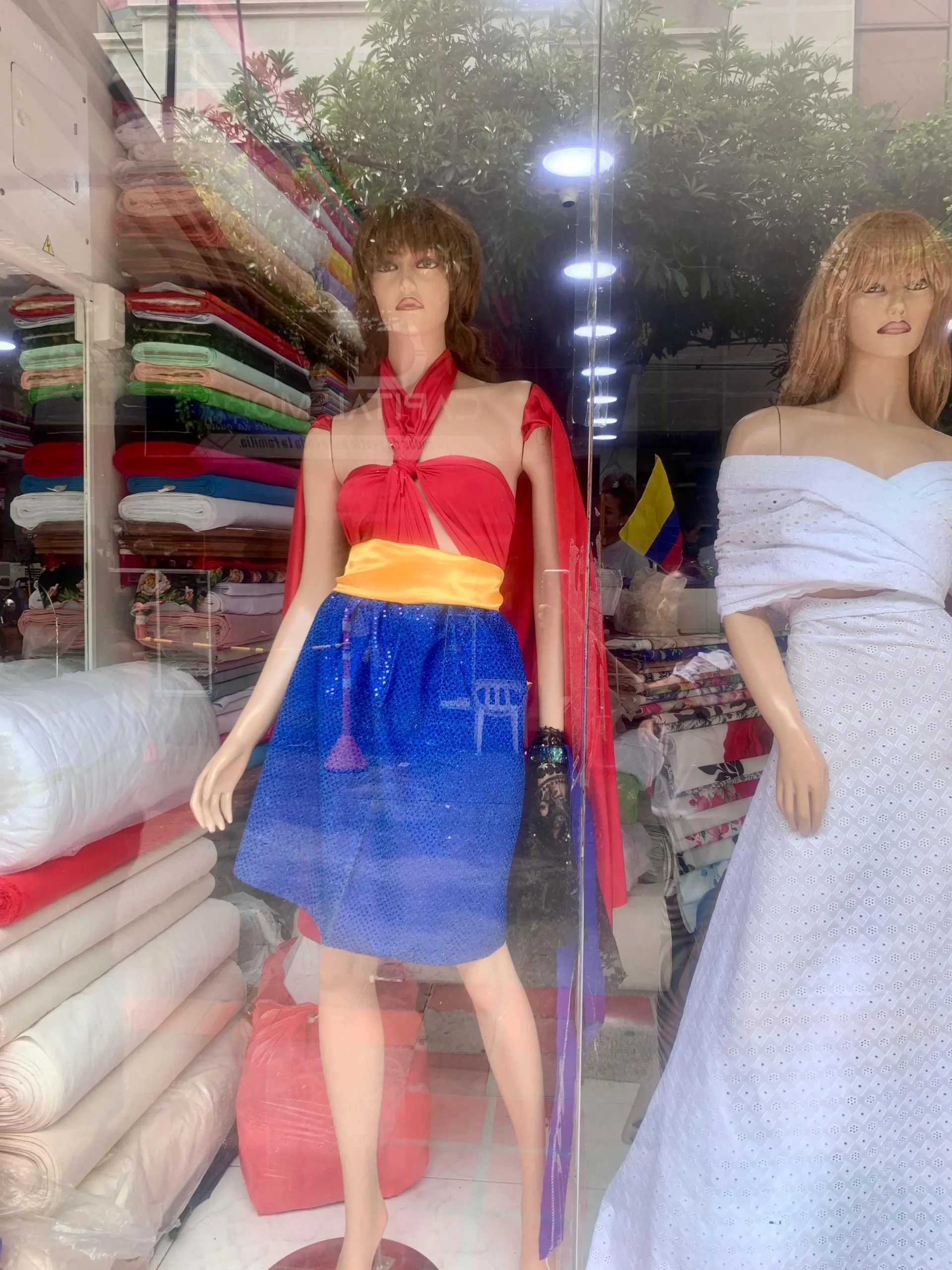 web Halloween-en-Valledupar_-entre-disfraces-comerciales-y-la-tendencia-de-confeccionarlos-a-medida