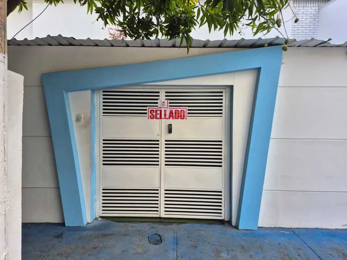 Las madres de familia aseguraron que a sus hijos los encerraban en "un cuarto oscuro" y los pellizcaban cuando se portaban mal.