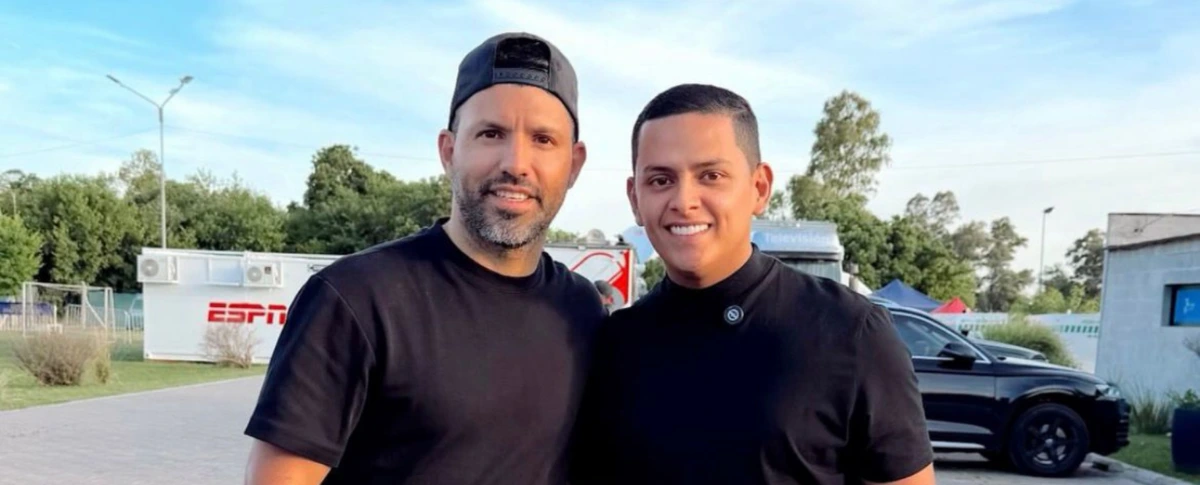 El ‘Kun’ Agüero habló con Alinson González sobre la posibilidad de llevar la Copa Potrero a Valledupar.