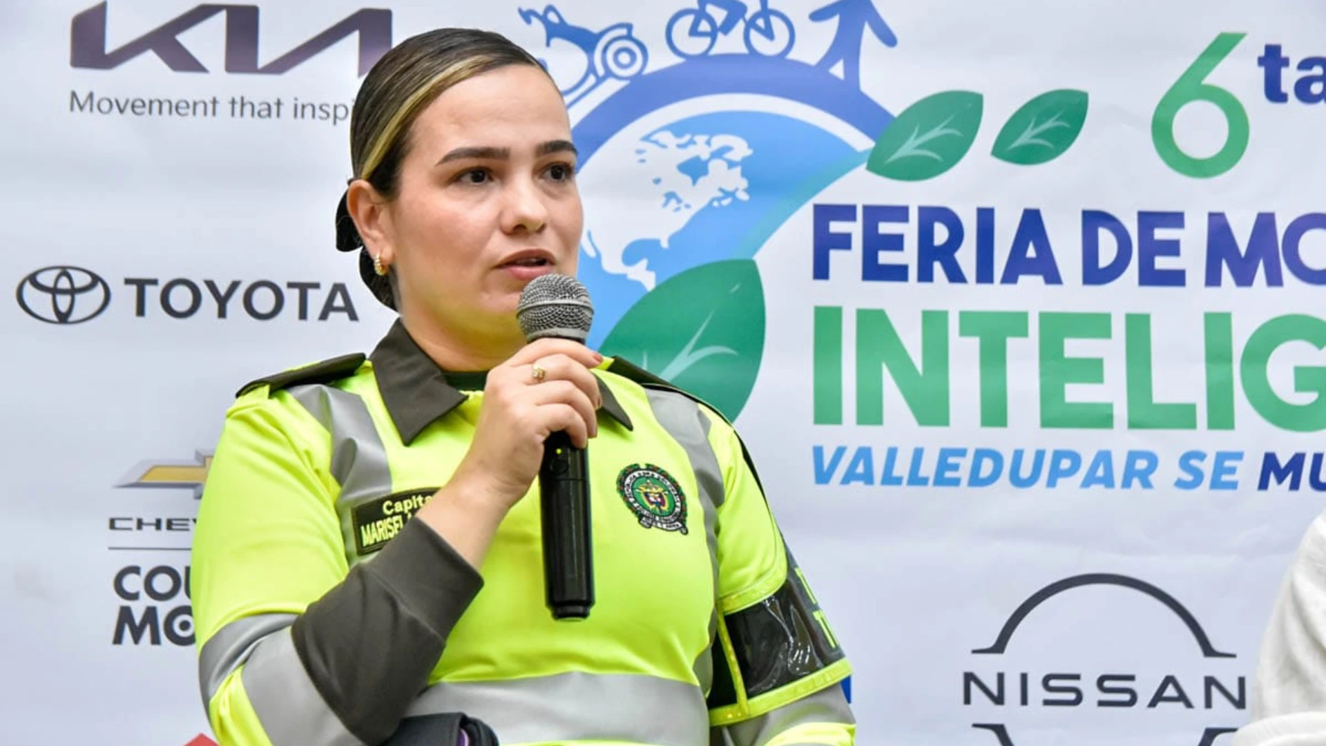 Marisela Paredes, tocó el tema de la cultura ciudadana de los vallenatos en las vías. Foto: Jesús Ochoa.