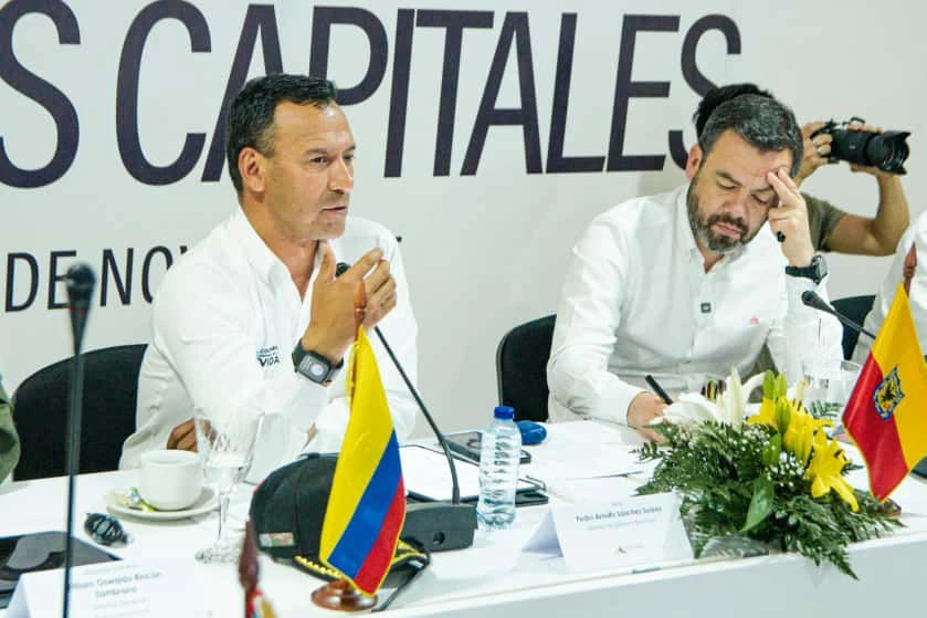 Ministro Pedro Sánchez Asocapitales Valledupar bombardeo Guaviare menores