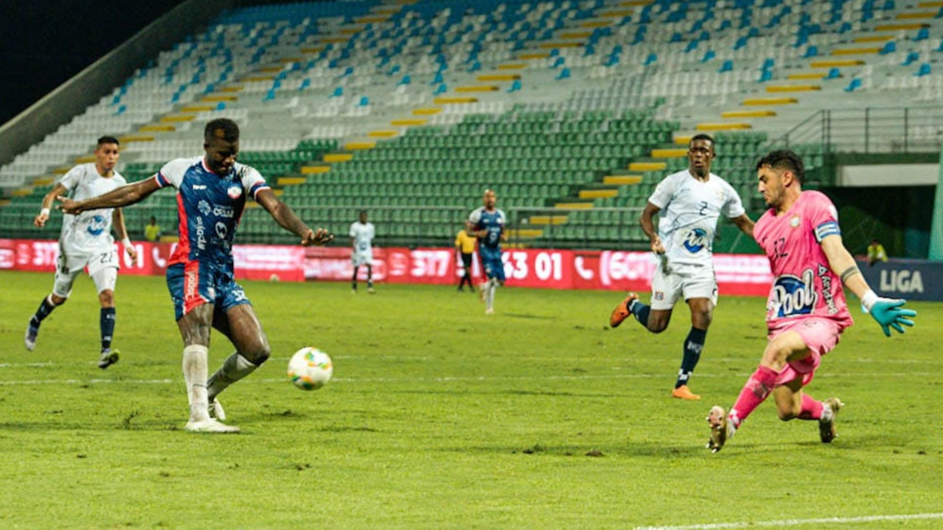 Carlos Lucumí se reportó con un doblete y sigue en la pelea por la bota de oro. Foto: Jesús Ochoa.