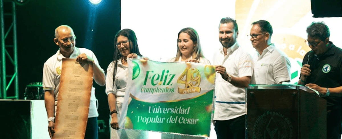 Autoridades académicas y estudiantes celebraron los 49 años de la Universidad Popular del Cesar, la institución pública de educación superior más grande del departamento.