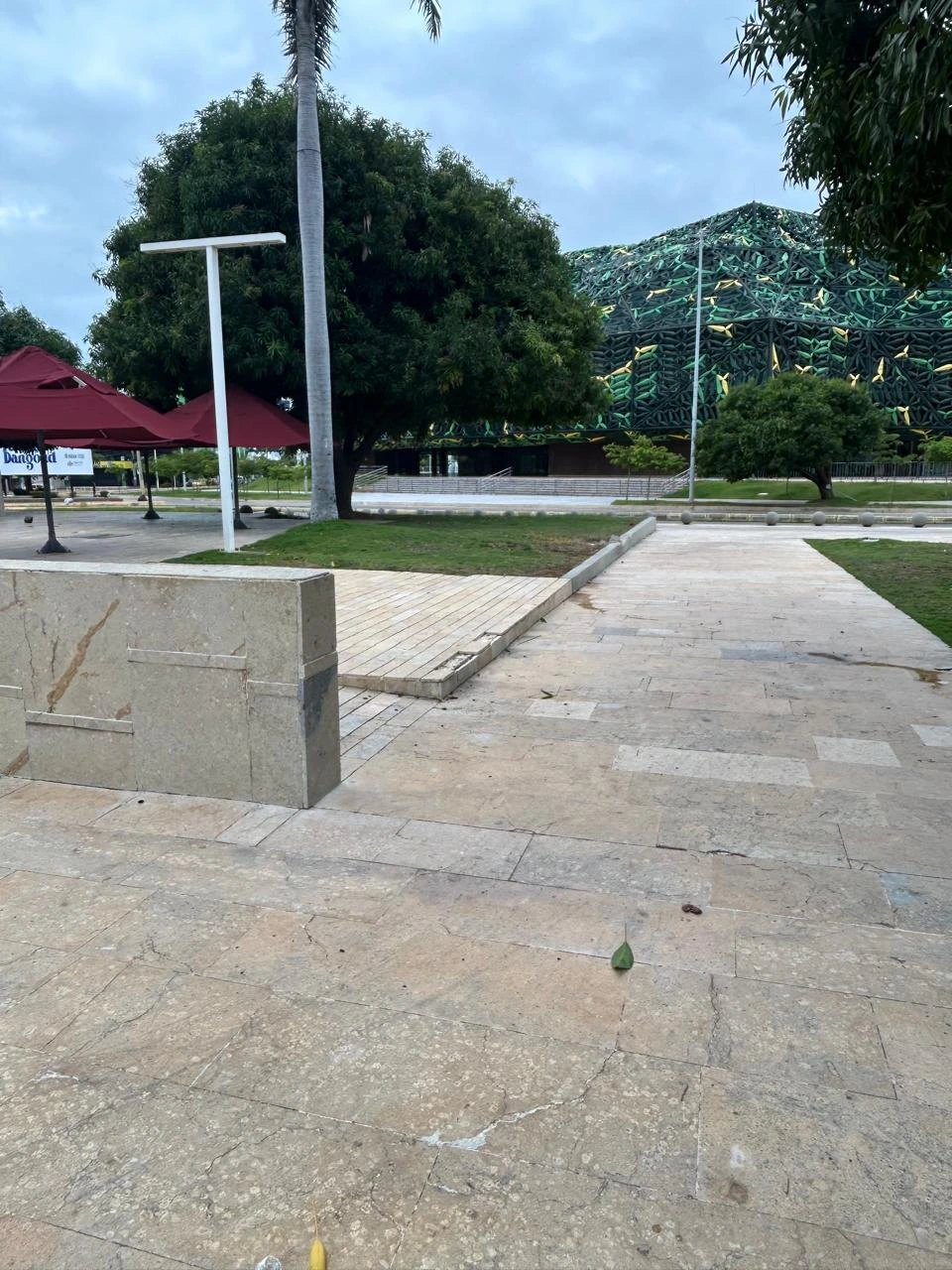 Centro Cultural Música Vallenata sin rampas accesibilidad Valledupar