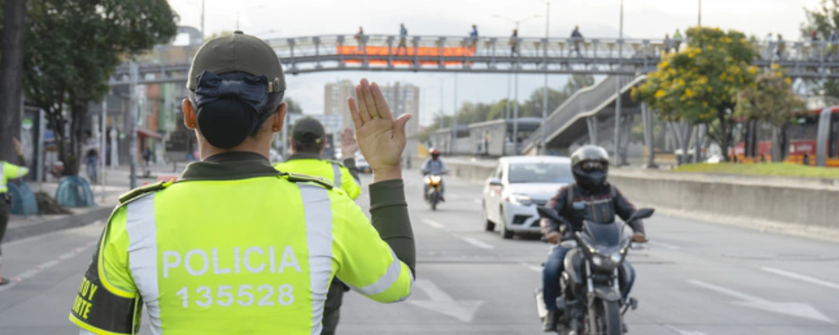 Policía tránsito control vial Valledupar Colombia