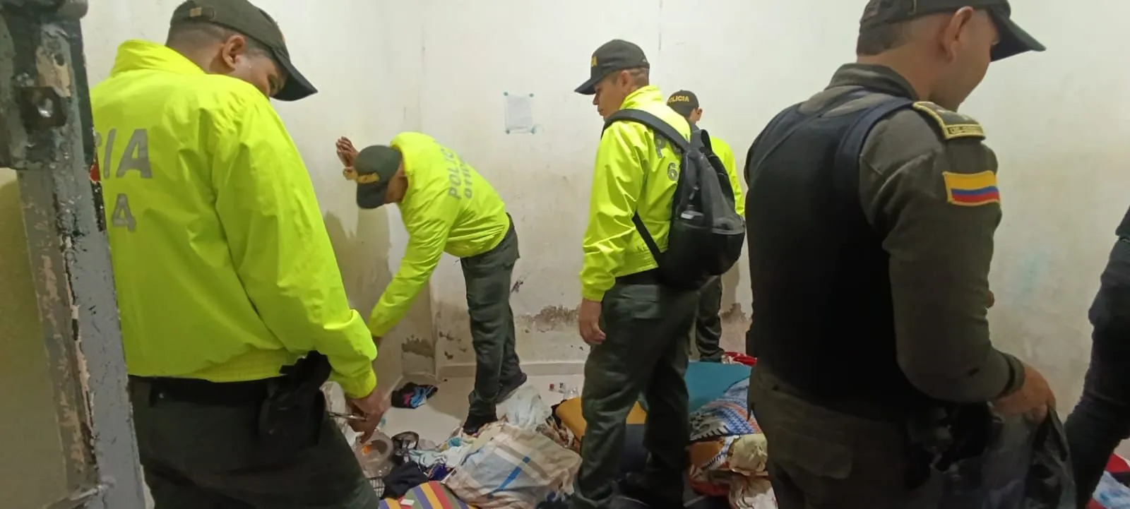 web -Fotografía del hallanamiento-en-la-URI