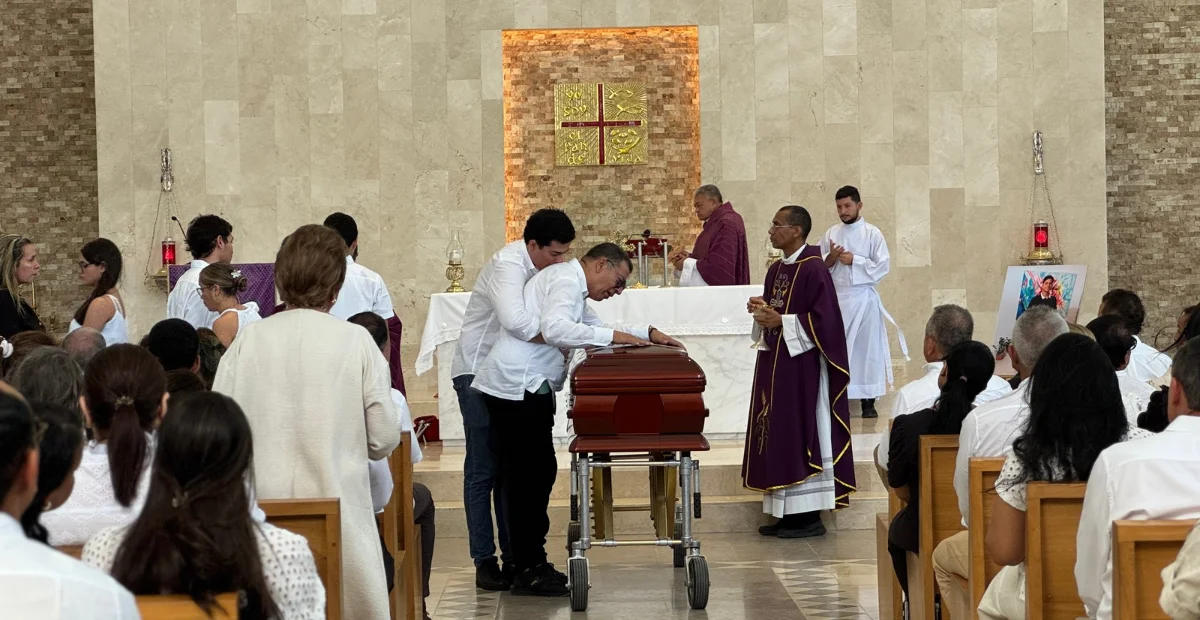 Familiares, amigos y compañeros despidieron a Samuel David Cabas Cuello. Foto: EL PILÓN