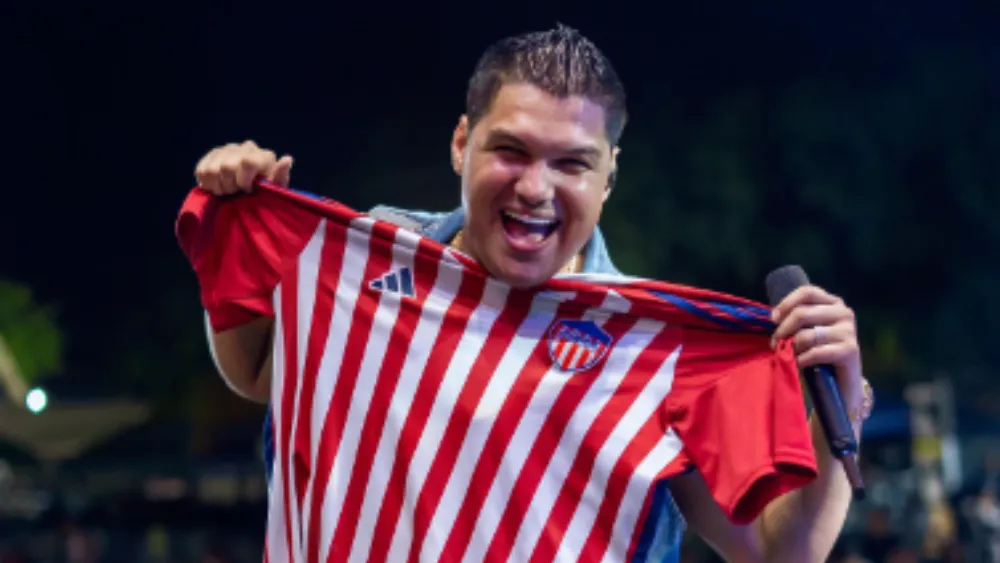 Elder Dayán, hijo de Diomedes Díaz, también es hincha del Junior.