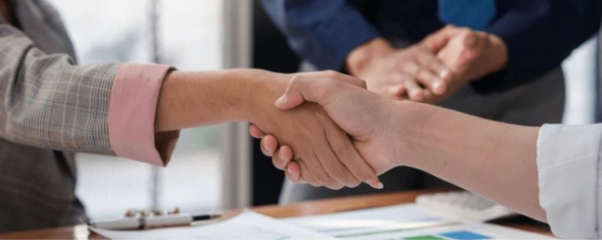 Foto-referencia-de-empleo-en-jóvenes.