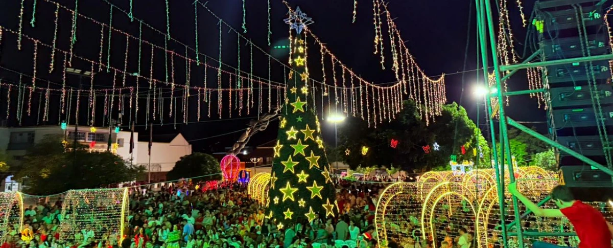 Desde las 4:00 de la tarde, el centro histórico se llenó de música, color y actividades culturales