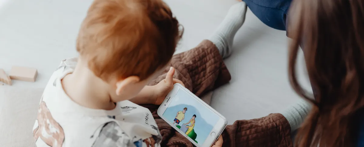 Cada Navidad son más los niños y niñas que reciben teléfonos o tabletas.