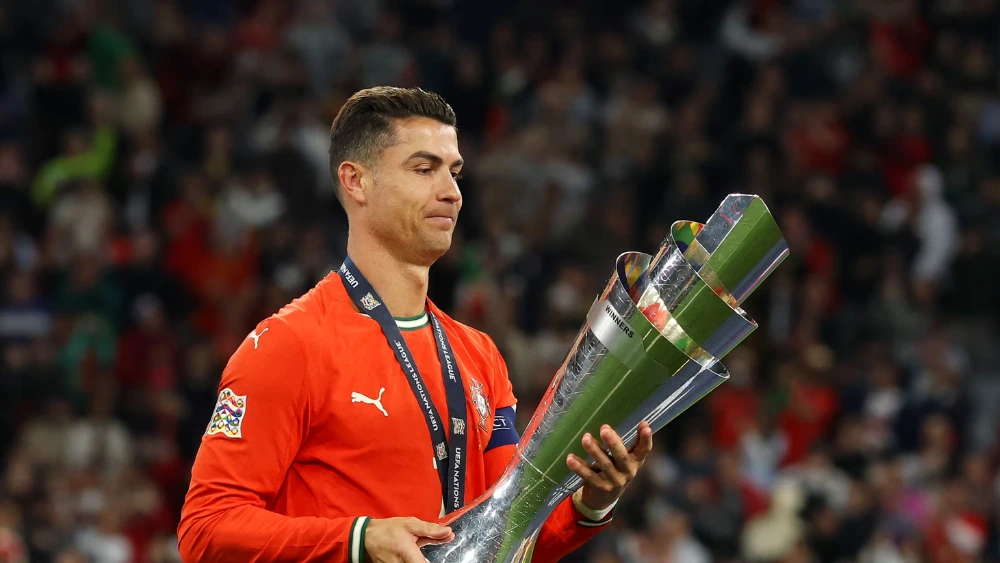 Cerrará ante Portugal el 27 de junio.