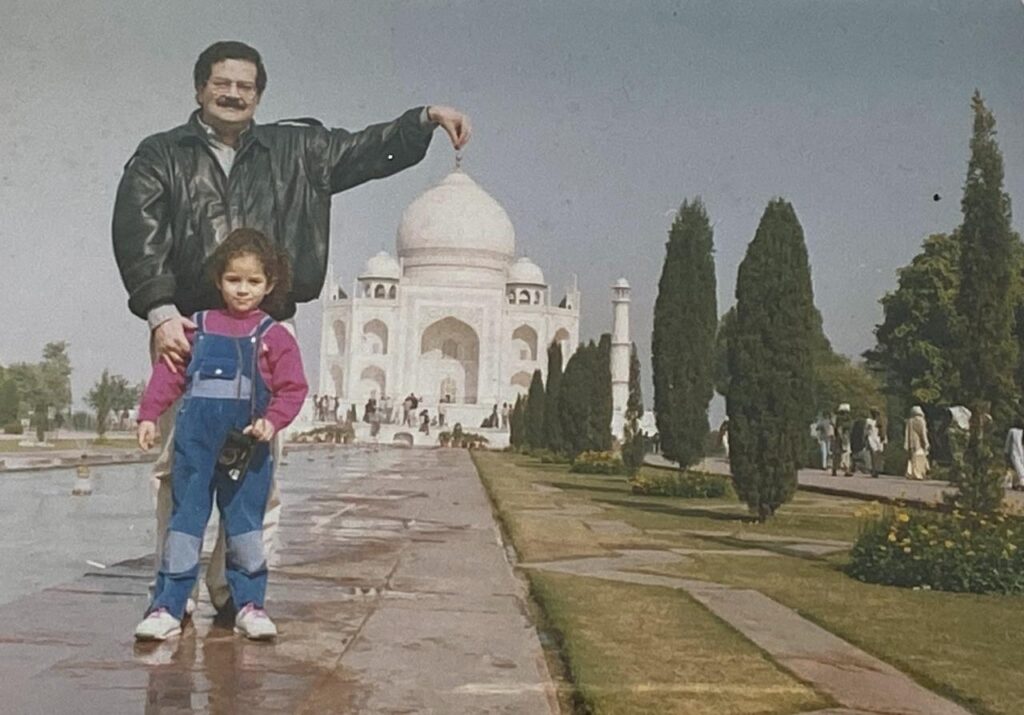 La hija de David Sánchez Juliao cuenta cómo y por qué decidió rescatar la obra de su padre, a 80 años de su natalicio y a 14 de su muerte.
