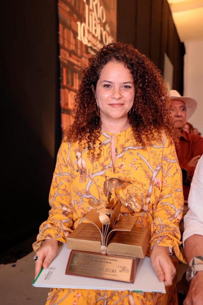 Paloma Sánchez, hija del escritor David Sánchez Juliao, decidió mantener viva la inmensa obra literaria de su padre. 