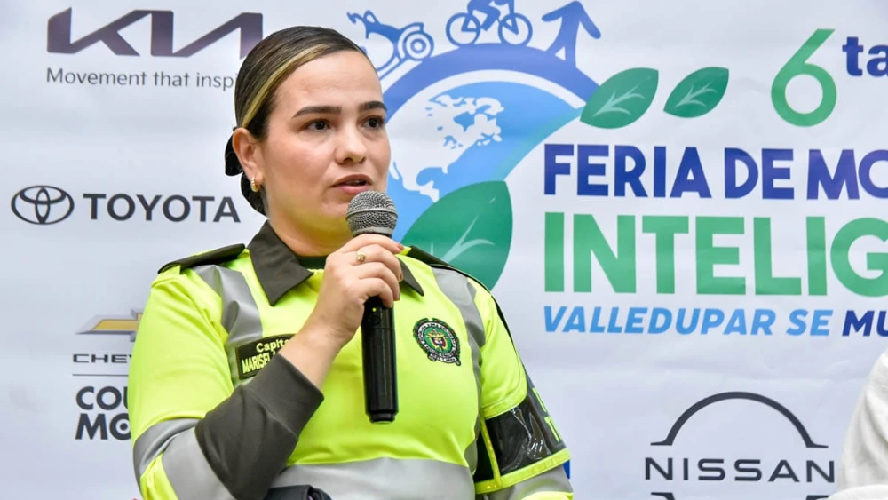 Marisela Paredes, capitana de la Policía Nacional seccional Tránsito, también habló sobre la prevención en las fiestas de fin de año. Foto: Jesús Ochoa.