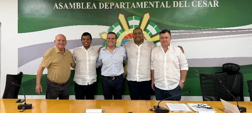 Web-Posesión de Miguel Hinojosa como diputado del Cesar.