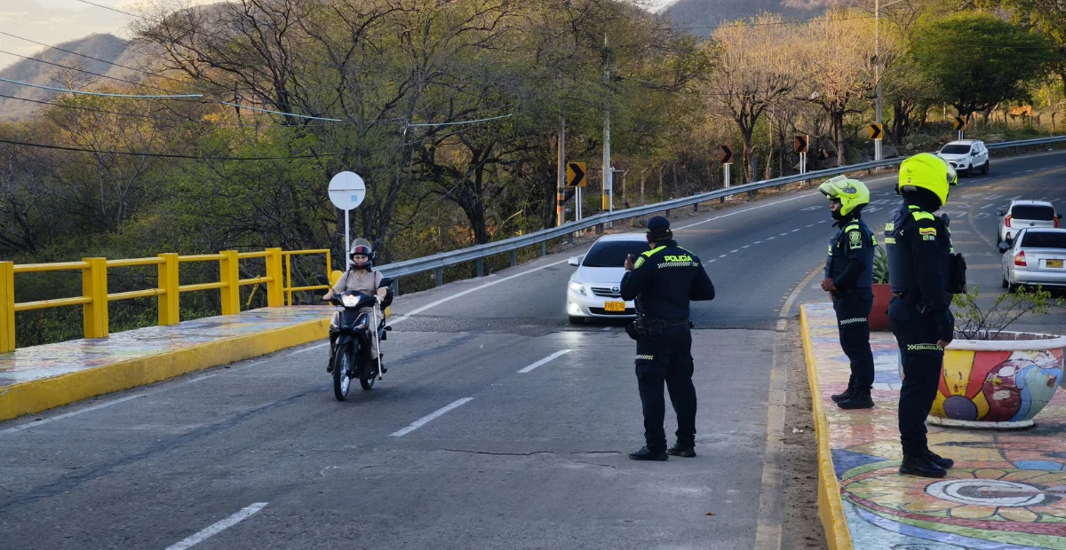 Terminal de Transporte y Aeropuerto Alfonso López Pumarejo registraron alta afluencia de viajeros durante el puente festivo y las celebraciones del aniversario 476 de Valledupar. Foto: Policía.
