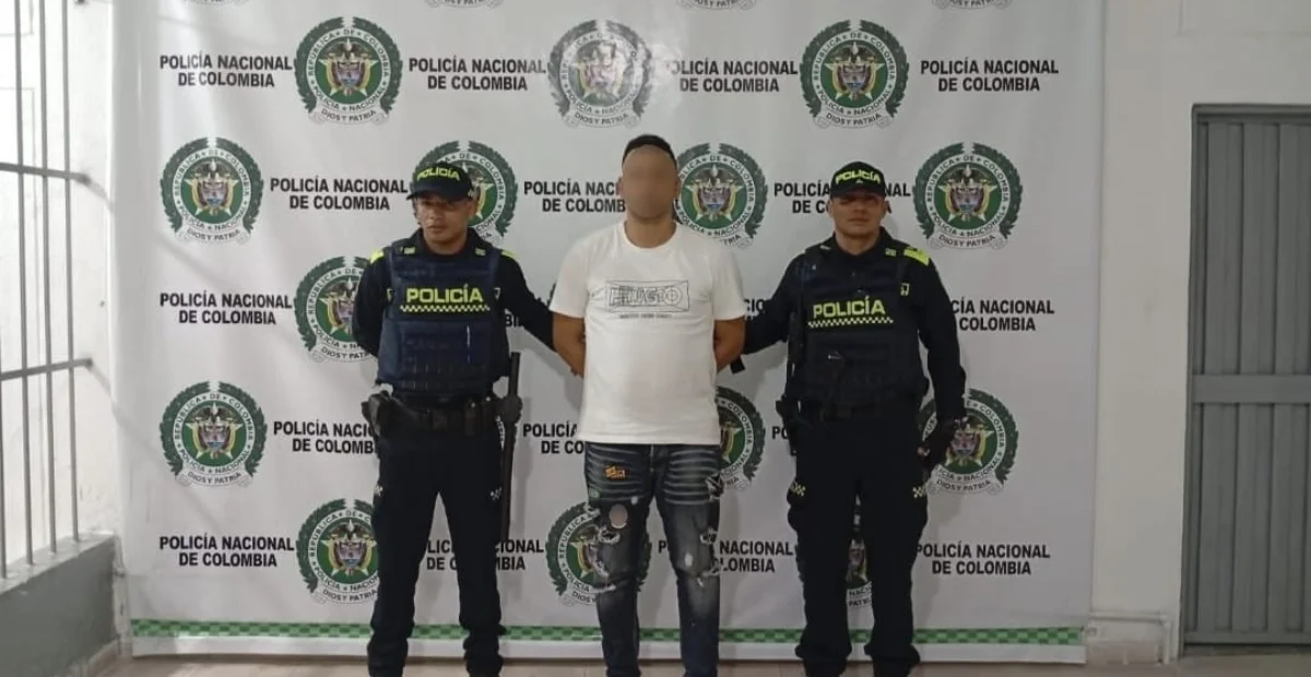 La captura se realizó durante labores de patrullaje y verificación de antecedentes en el barrio Cicerón Maestre, al sur de Valledupar.