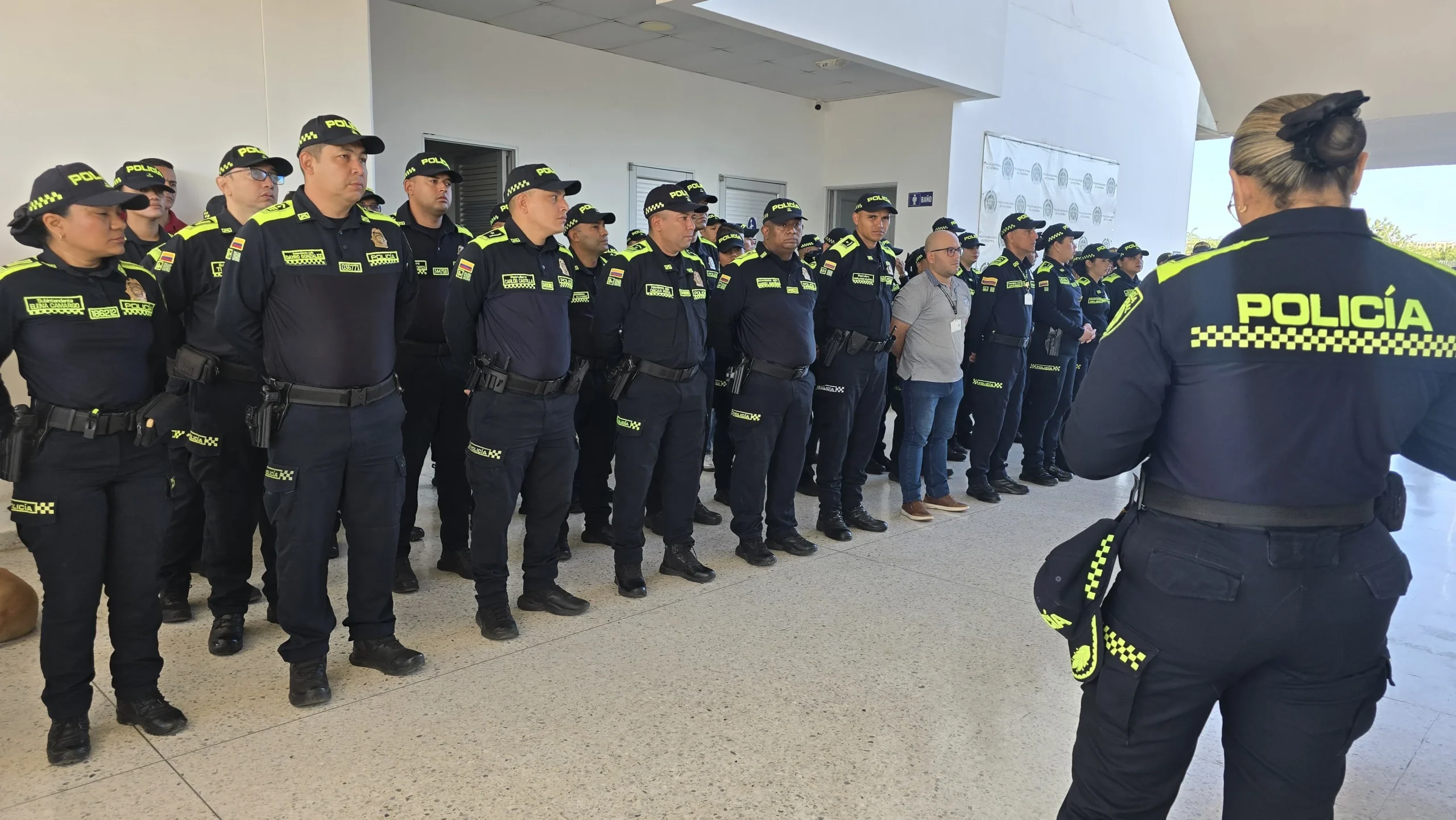 Despliegue de uniformados durante el plan especial de seguridad implementado por la Policía Nacional para los carnavales en Valledupar y municipios vecinos. Foto: Policía.
