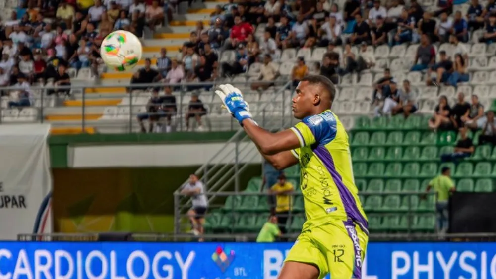 El guardameta Juan Camilo Chaverra habló en rueda de prensa.