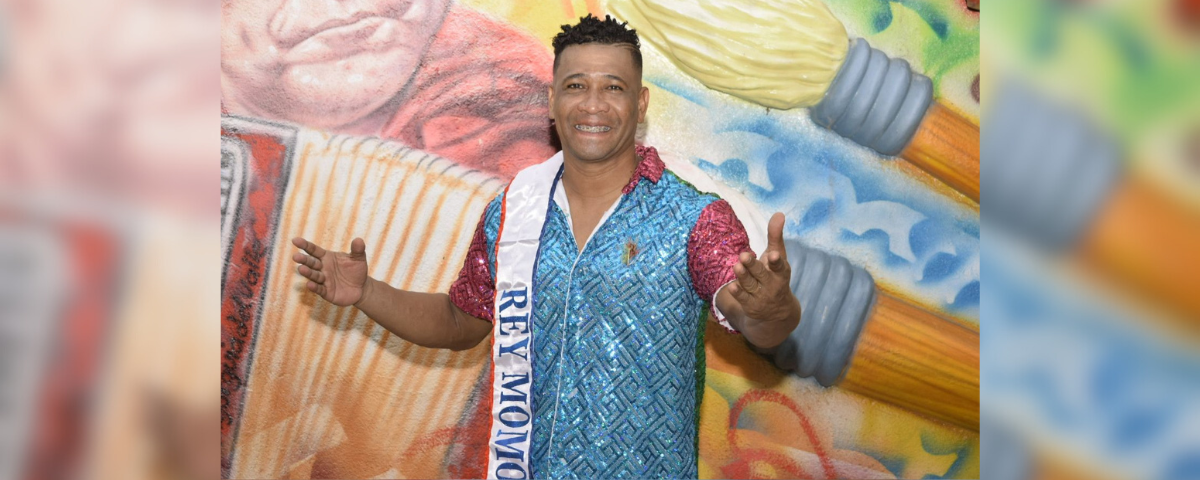 Giovanni López, actual Rey Momo de los carnavales. Foto Said Armenta.