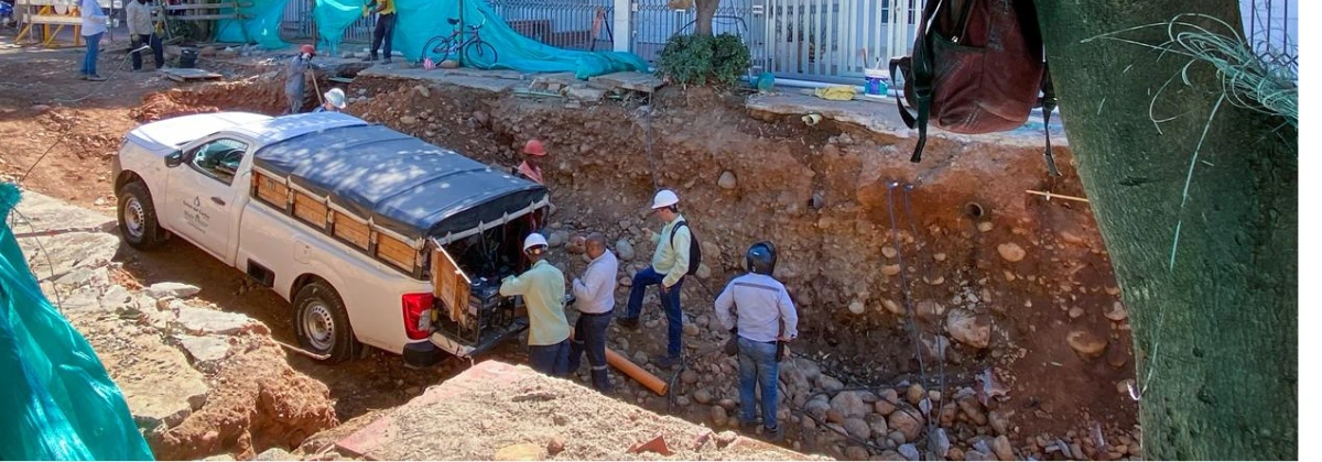WEB-El alcantarillado pluvial presenta fuertes retrasos.