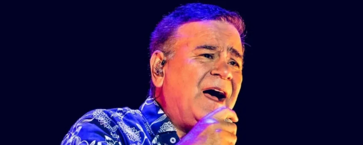 En su reflexión sobre la juventud y las relaciones actuales, Villazón señaló que, en muchos casos, basta con usar frases de este tipo —incluso sin cumplirlas— para captar la atención y mantener el interés.