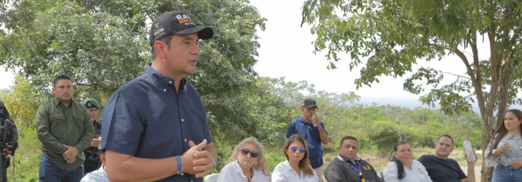 web- Exalcalde Raúl Machado.