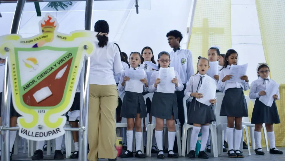 El colegio Colombo Inglés de Valledupar recibió la certificación EFQM otorgada por la Fundación Colombia Excelente.