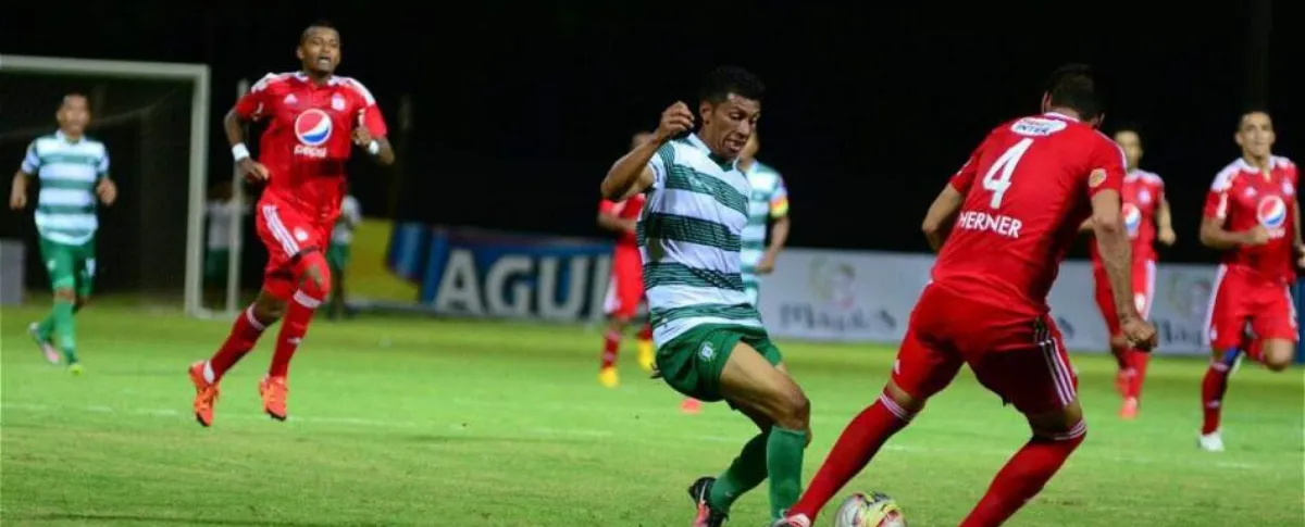 ¿Cuántas veces América jugó los lunes contra Valledupar?