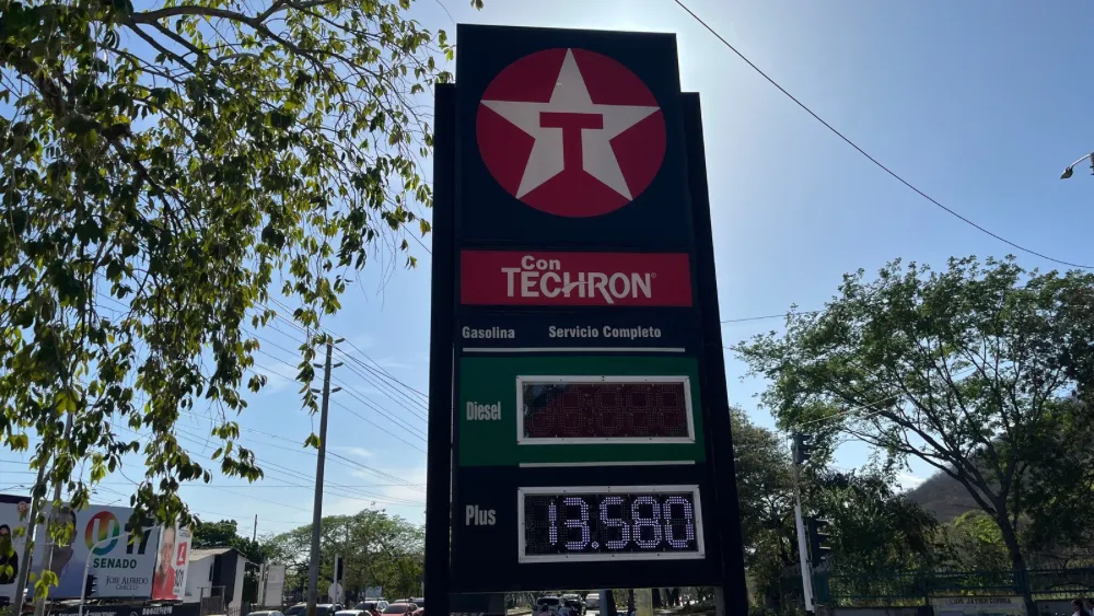 Precios del combustible en la EDS La Popa