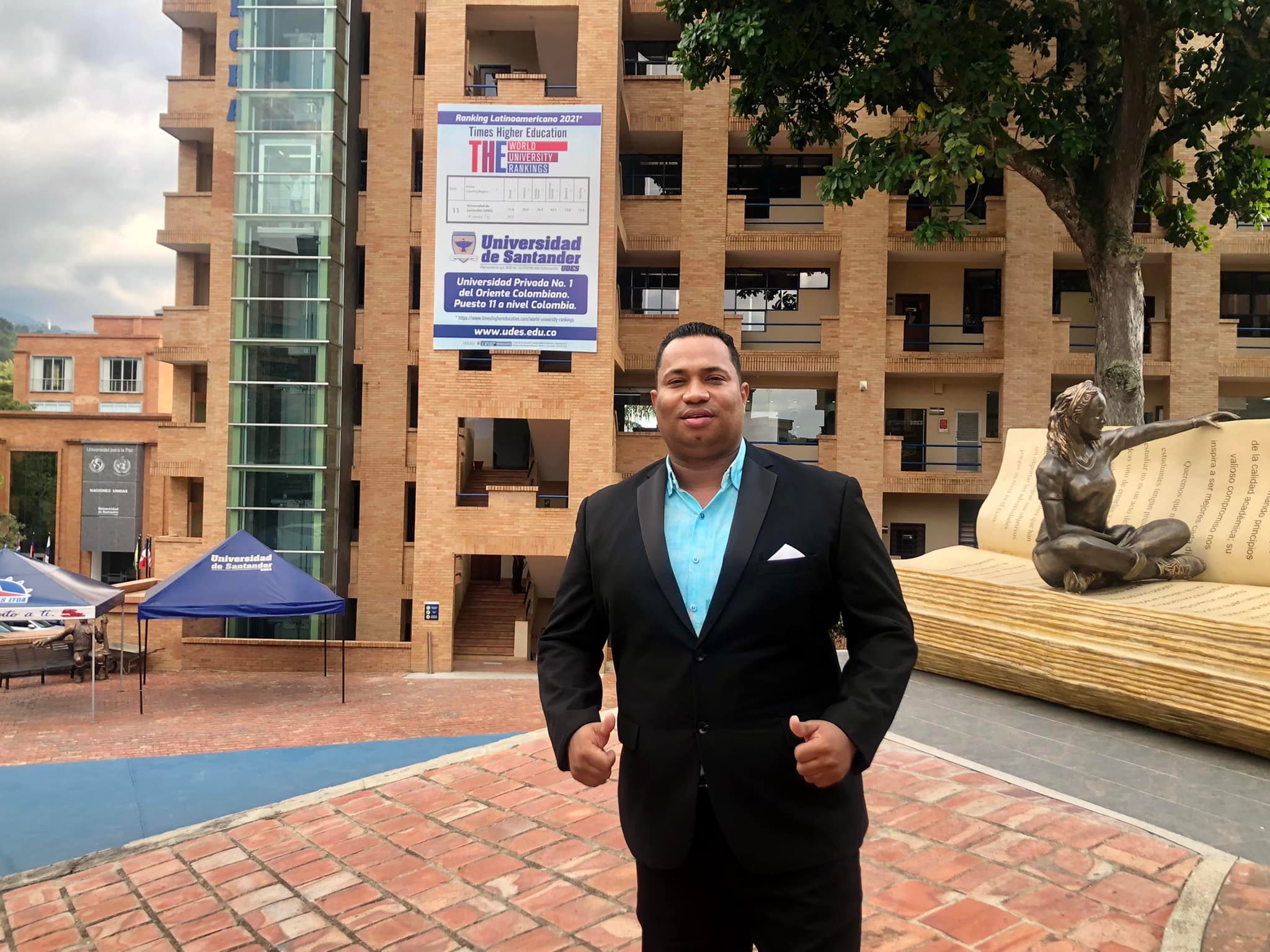 Edwin Brito conocido como 'Pechy Player' es candidato al Senado.