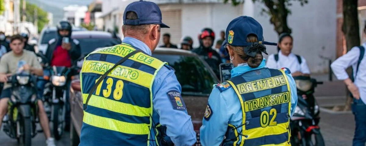 Agentes de tránsito en Valledupar.