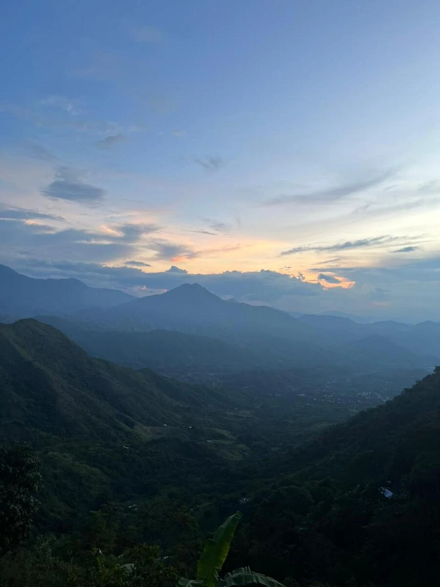 Sierra Nevada de Santa Marta, el 'Corazón del Mundo': 348 sitios sagrados de la Línea Negra protegen agua para 1,8 millones en Cesar, La Guajira y Magdalena. Foto: Enosh Arias.