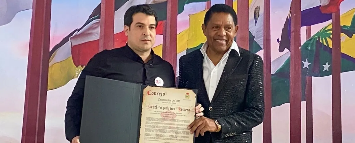 Israel Romero fue homenajeado por el Concejo de Valledupar, la Gobernación del Cesar y la Biblioteca Rafael Carrillo Lúquez. Foto: Said Armenta.
