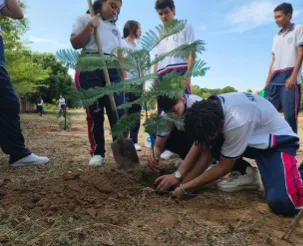 Con “Aulas Vivas”, los jóvenes del Leonidas Acuña no solo buscan aprender, sino también generar un impacto positivo en su entorno.