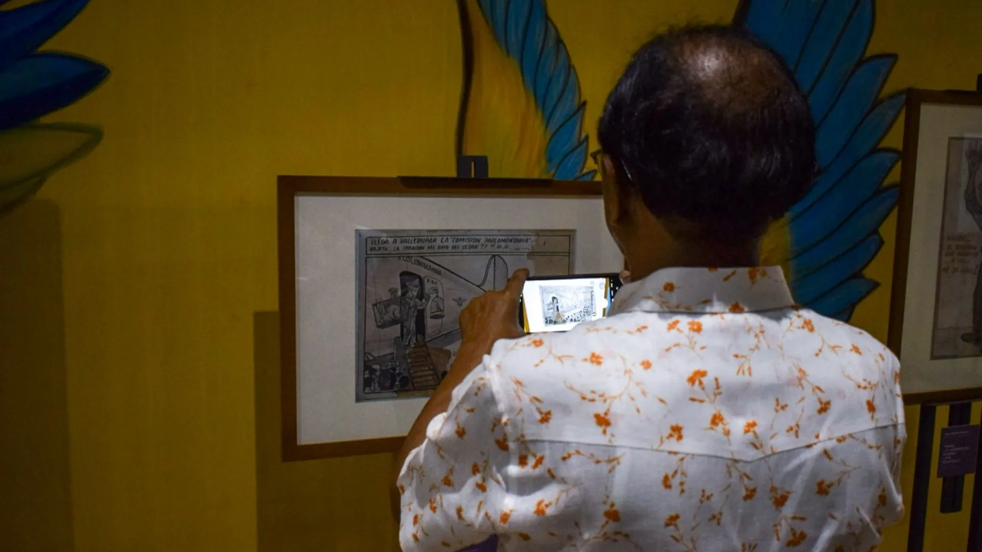 Los presentes pudieron disfrutar de varias de las caricaturas de Jaime Molina. Foto: Said Armenta.