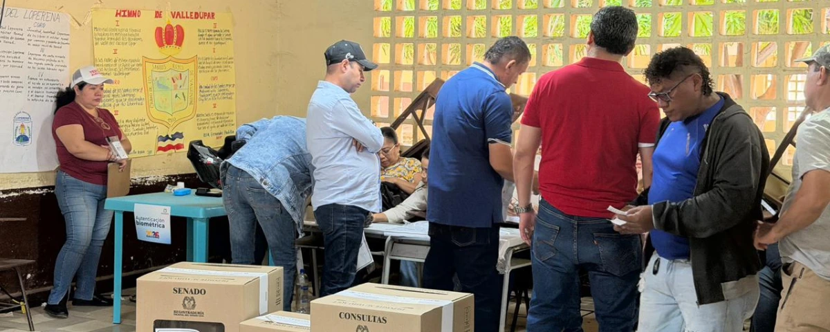 Las urnas cerrarán a las 4:00 p.m.