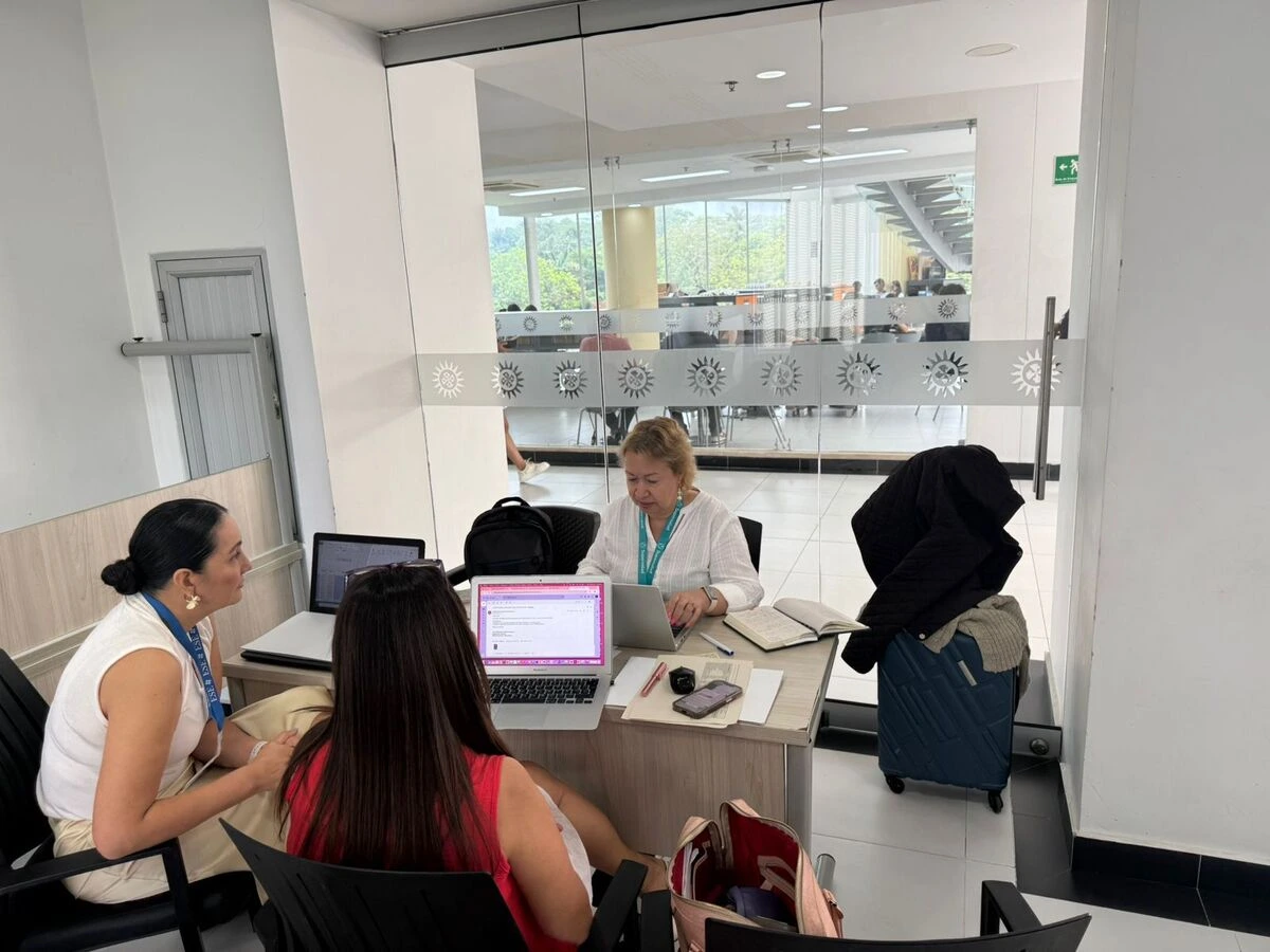 Reunión de Supersalud con EPS e IPS en Valledupar para destrabar deudas y acordar pagos que alivien la crisis financiera de hospitales y clínicas en el Cesar.