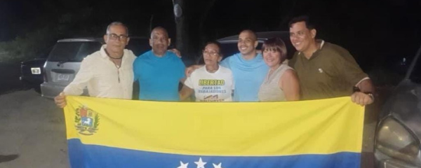 Con la llegada de Reinaldo Emilio y Reinaldo Andrés a Colombia, la comunidad de Casacará y el barrio Fundadores en Valledupar celebran el cierre de un capítulo doloroso y esperanzador.