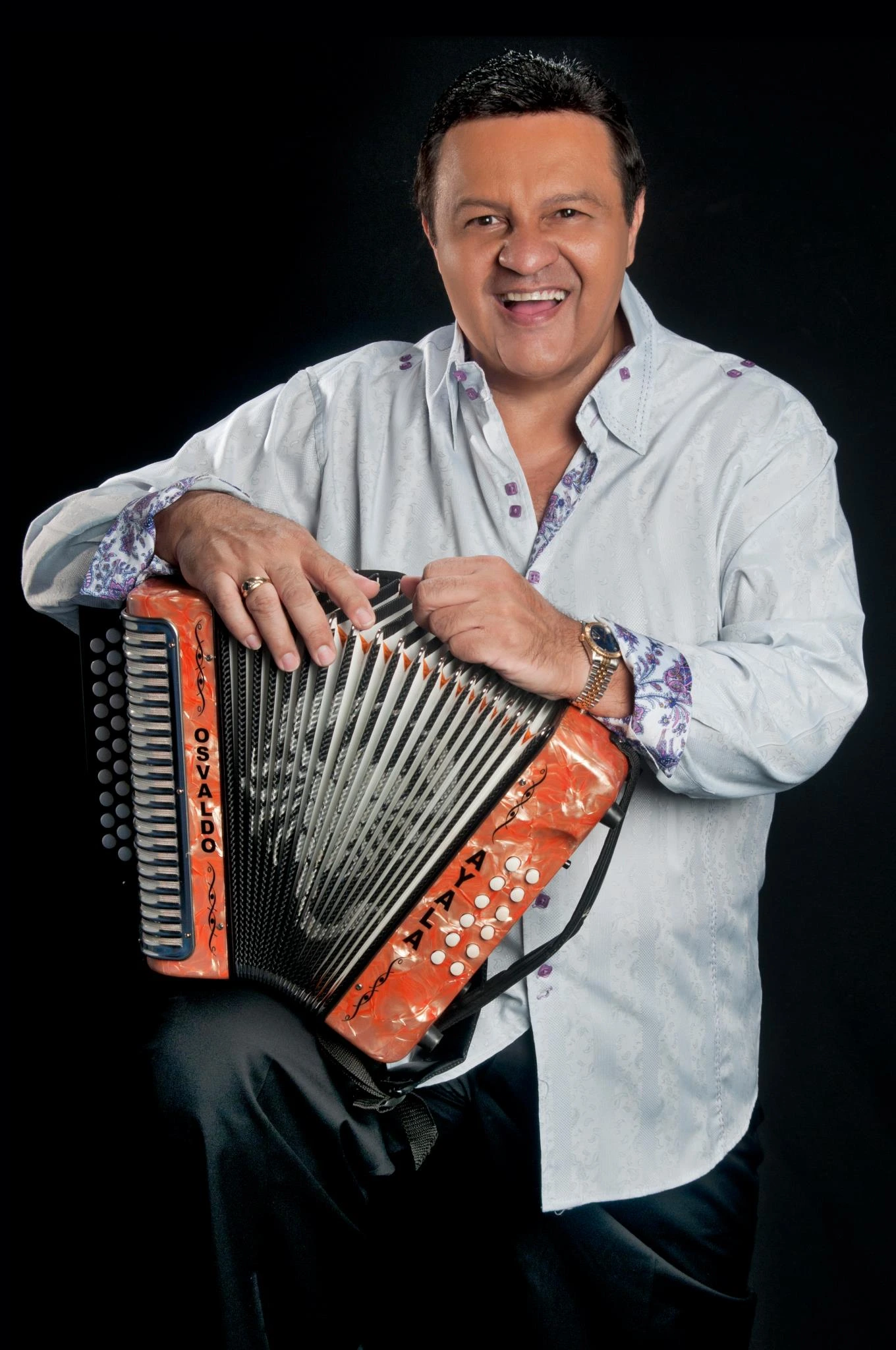 Osvaldo Ayala, artista panameño.