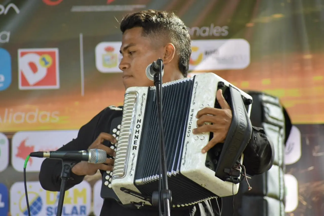 Acordeoneros de la categoría Aficionado inscritos en el 59 Festival de la Leyenda Vallenata. La competencia reúne talentos de 19 departamentos colombianos, además de Argentina y Venezuela. Foto: Said Armenta.