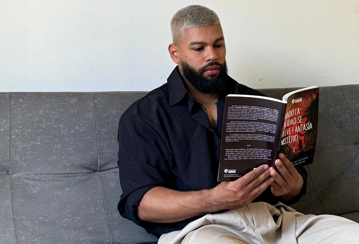 Andy López, escritor vallenato de realismo sucio, suspenso y terror, estará en la Feria Internacional del Libro de Bogotá 2026. Foto: Cortesía.