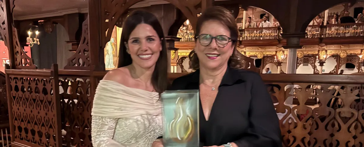 La marca Cecy Dangond fue reconocida como Mejor Propuesta de Repostería en los Premios “La Receta de Oro”, entregados por Acodrés.