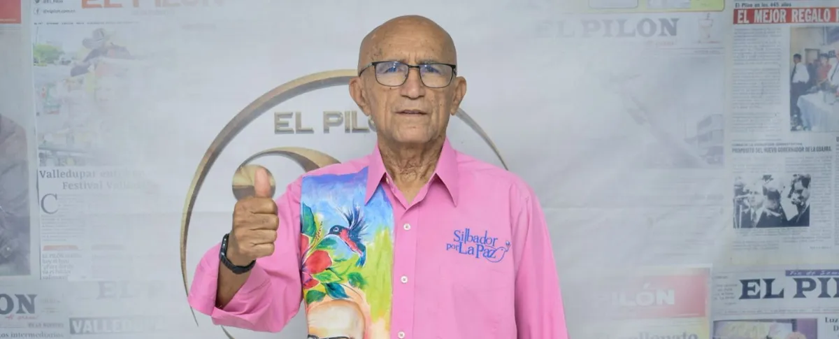 Jorge Eliécer Visbal Malo, conocido como ‘El Silbador por la Paz’, visitó las instalaciones de El Pilón. Foto: Said Armenta.