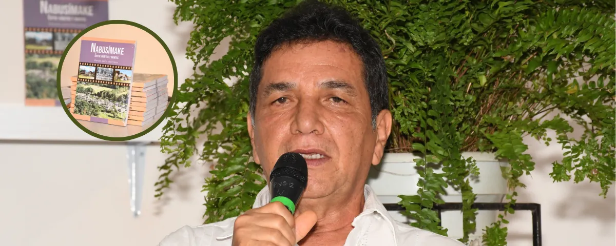 El periodista y escritor Renato Laino presenta su más reciente obra ‘Nabusimake: Entre hábitos y mantas’. Foto: Rafael Escalona.