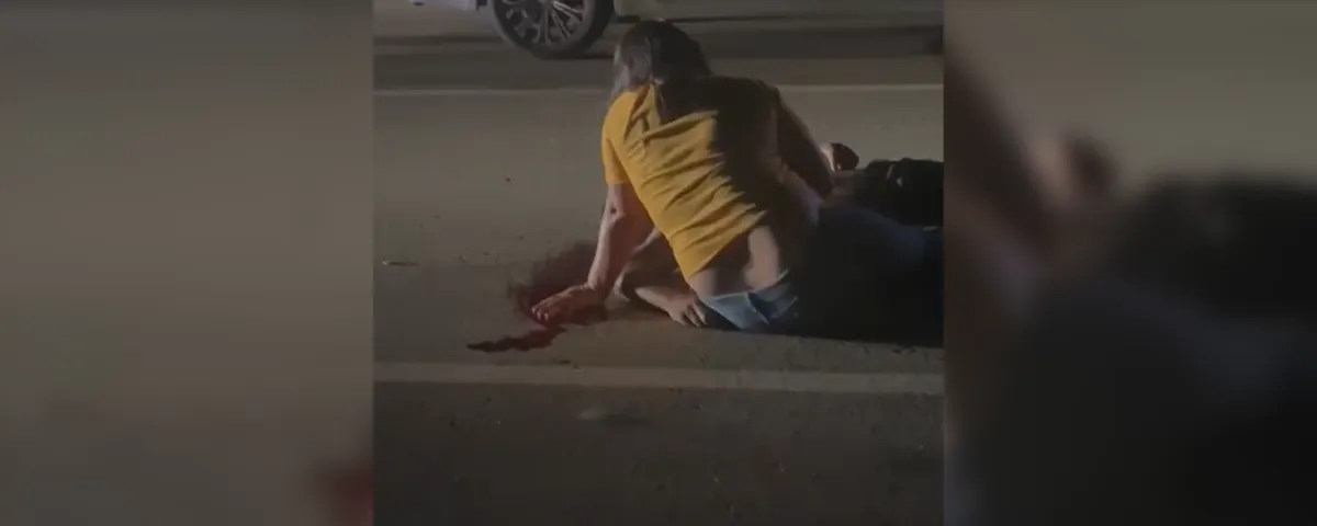 Dos hombres murieron atropellados tras bajarse de su motocicleta en la vía a Mariangola.